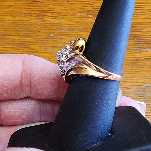 Women's 10kt Gold Ring Genuine Diamond 1/2 CTTW Size 7 - Picture 13 of 13